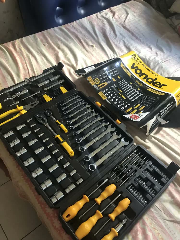 foto de Kit Jogo Ferramentas Maleta 128 Peças Soquetes Chaves Vonder