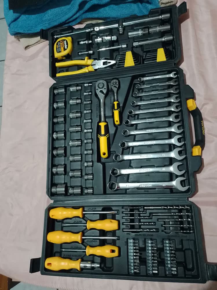 foto de Kit Jogo Ferramentas Maleta 128 Peças Soquetes Chaves Vonder
