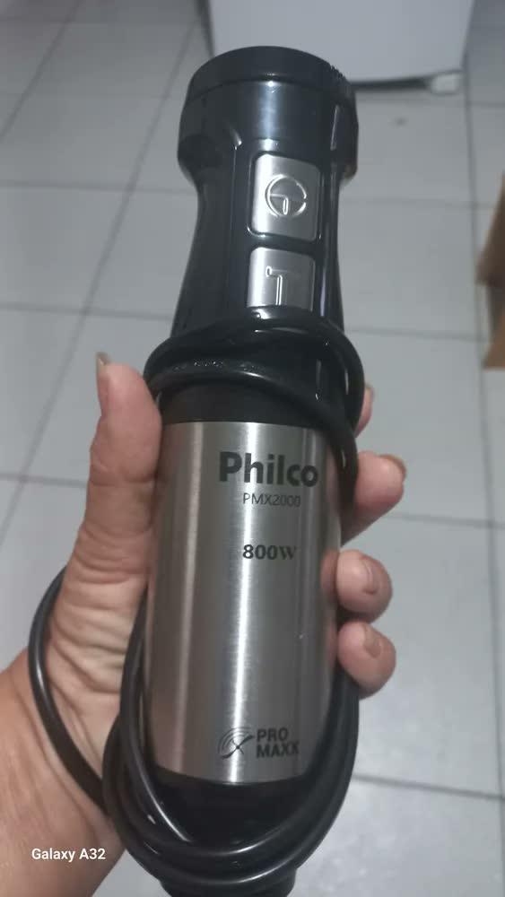 foto de Mixer Philco Pmx2000 3 Em 1 Inox 800w Inox Preto - Processador, Batedor e Liquidificador
