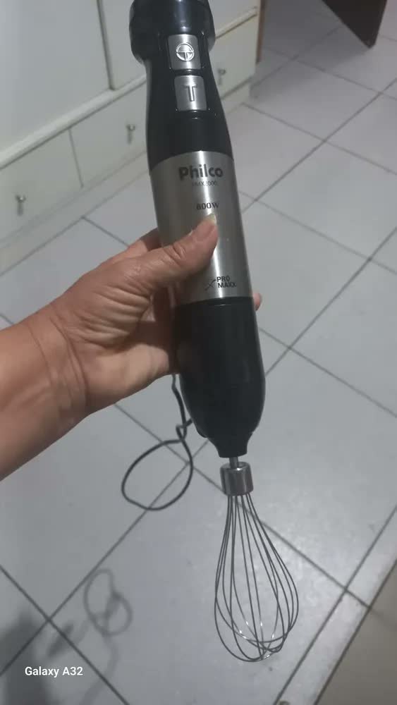 foto de Mixer Philco Pmx2000 3 Em 1 Inox 800w Inox Preto - Processador, Batedor e Liquidificador