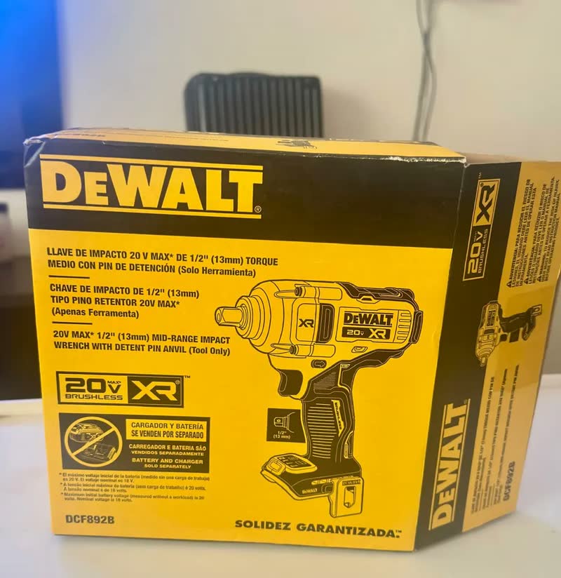 foto de Chave De Impacto Dewalt DCF892B-B3 1/2 20V Brushless Sem Bateria