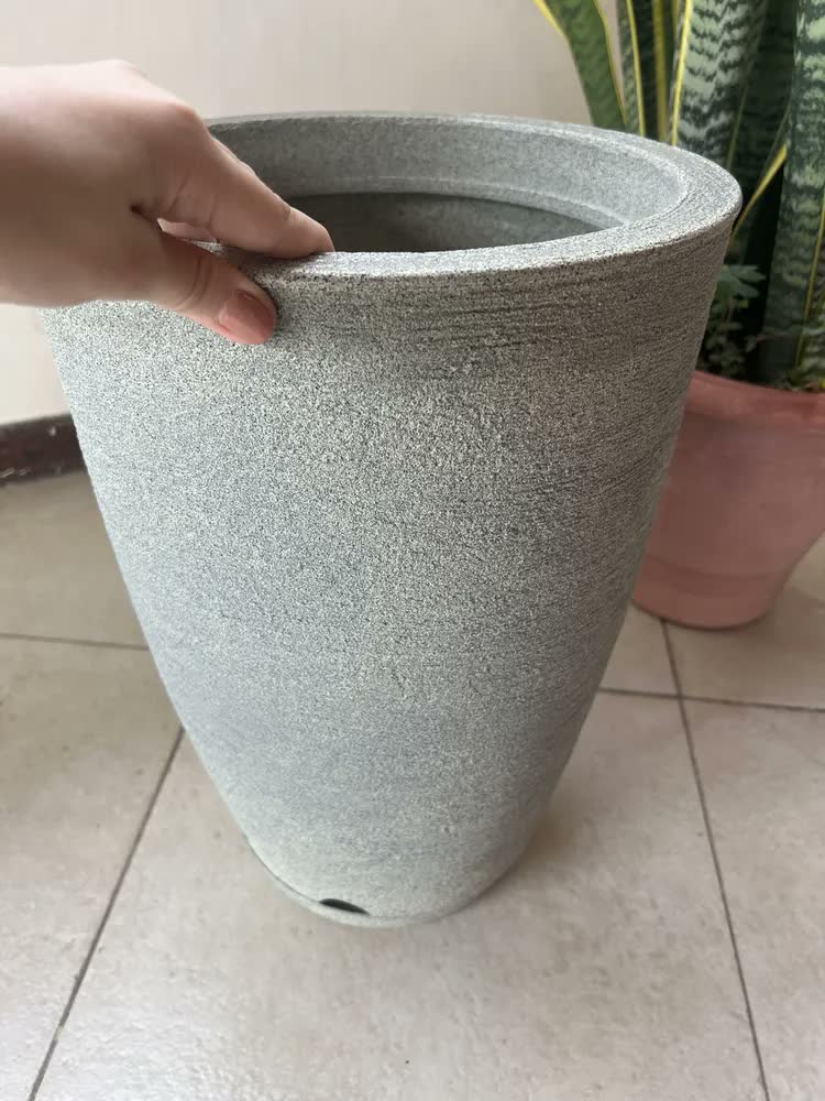 foto de Vaso Grande Para Plantas Cone Grafiato Luxo Escovado Jardim