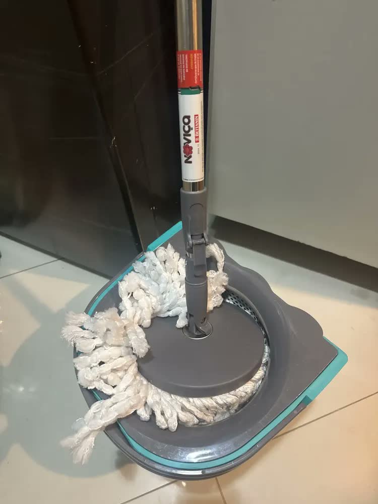 foto de Mop Duas Águas Com Cesto De Inox 17 Litros Noviça Cor Verde-escuro