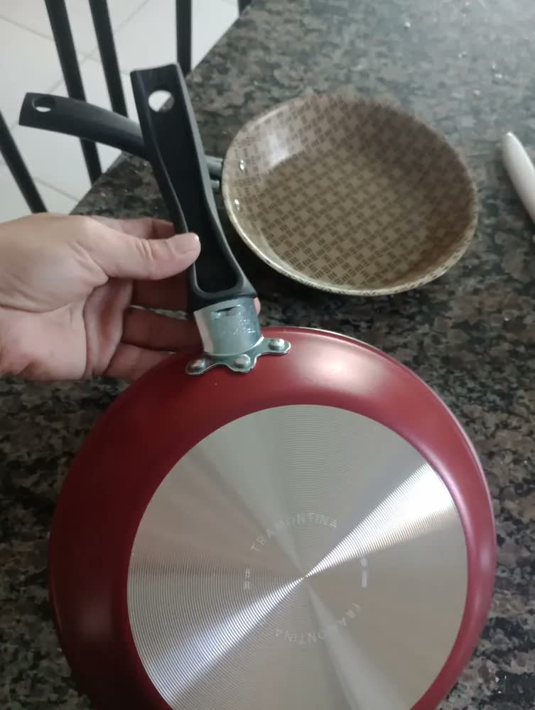 foto de Frigideira Em Alumínio Antiaderente 22cm 1l Turim Tramontina Cor Chumbo