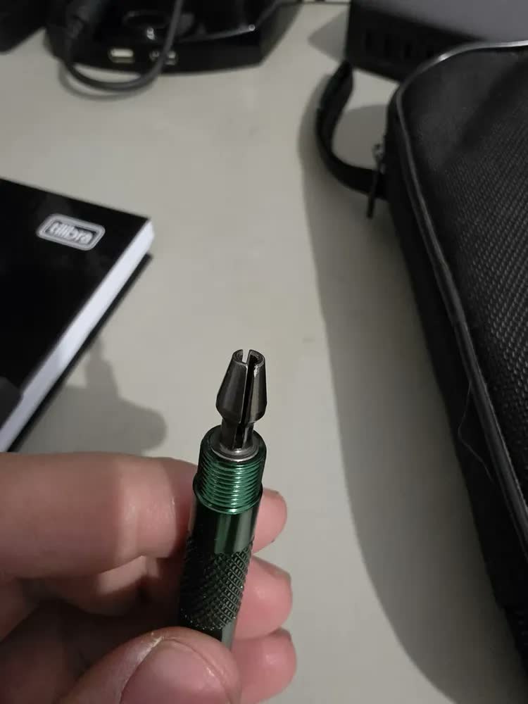 foto de Kit Chave De Fenda E Phillips 6 Peças Para Eletronica