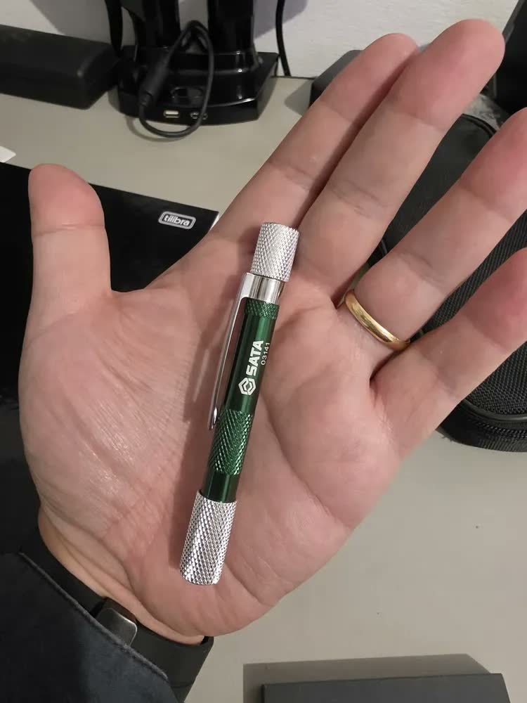 foto de Kit Chave De Fenda E Phillips 6 Peças Para Eletronica
