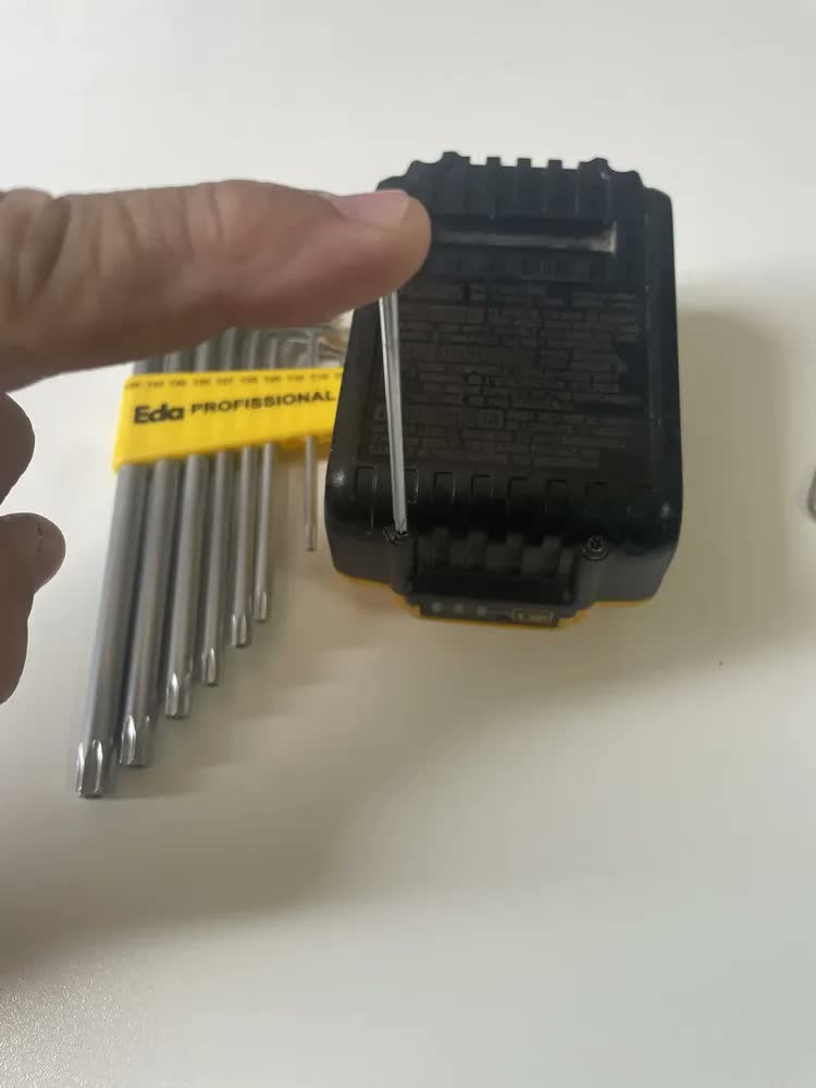 foto de Jogo Chave Torx L Aço Eda 10 Peças T9 a T50 Longa Amarelo