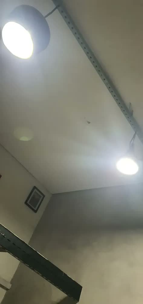 foto de Lâmpada Inteligente Aitek Alpha-800 RGB 9W 810 Lumens Wi-Fi Alexa E27