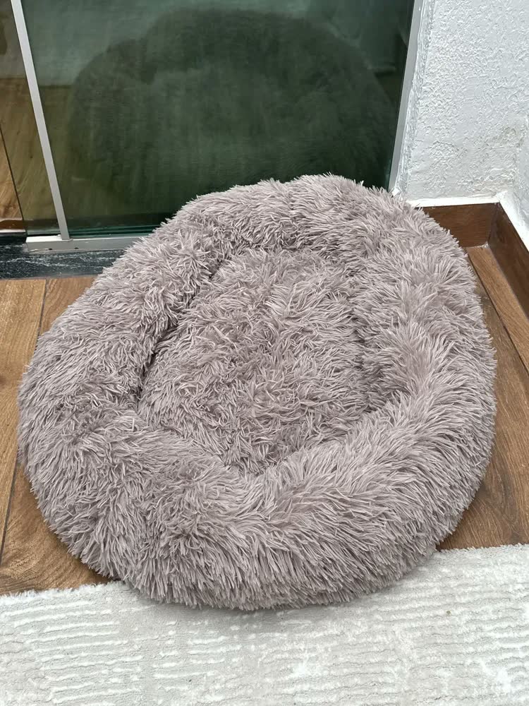 foto de Cama Nuvem Pet Luxo Redonda Pelúcia 80cm Caminha G Cães