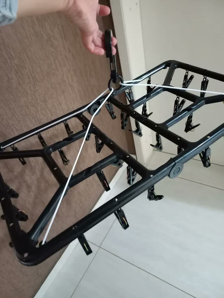 foto de Mini-varal Retangular Dobrável Mor - Preto, 32 Prendedores
