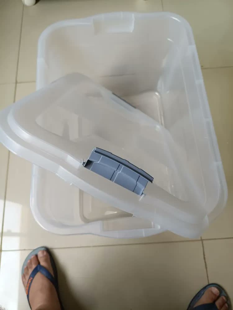 foto de Caixa Organizadora Plástica Transparente Uninjet 56 Litros Com Tampa