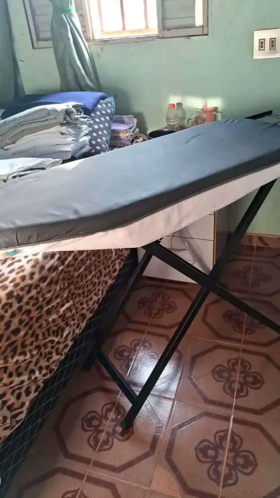 foto de Mesa De Passar Suprema Jumbo Açomix Estrutura Reforçada Porta-Ferro Dobravel