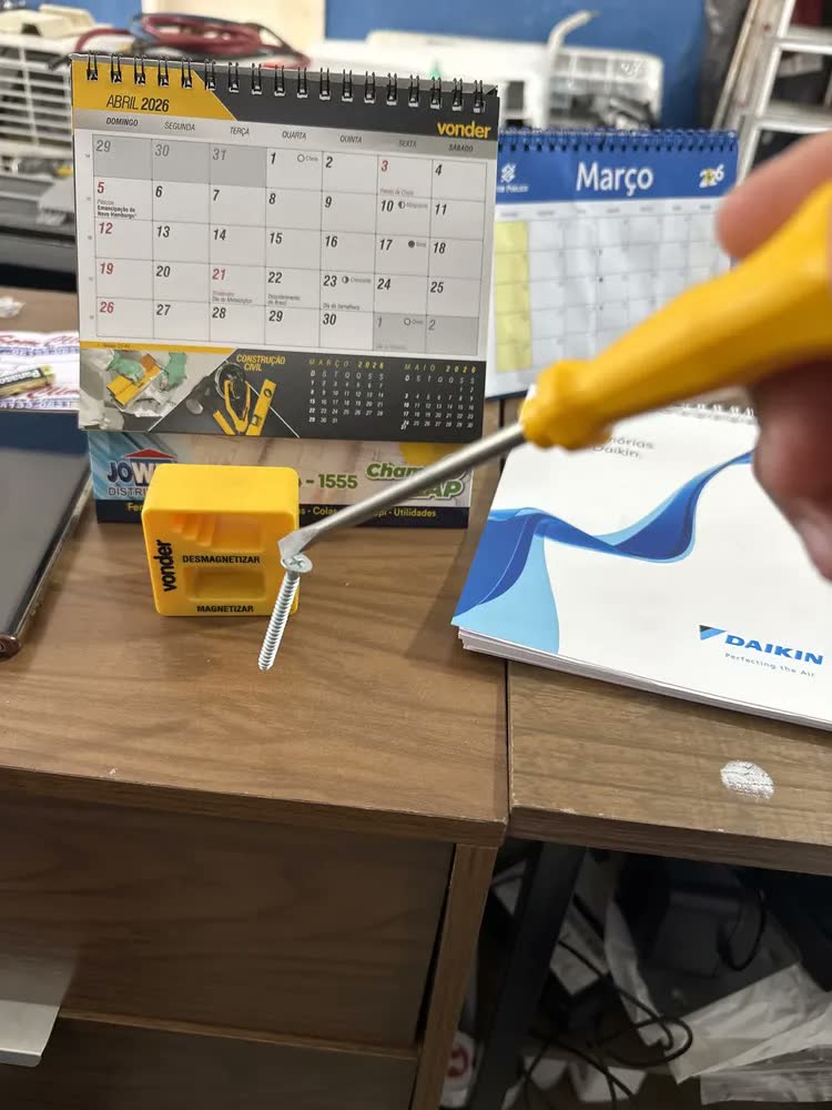 foto de Magnetizador Desmagnetizador Chaves Fenda Phillips Vonder
