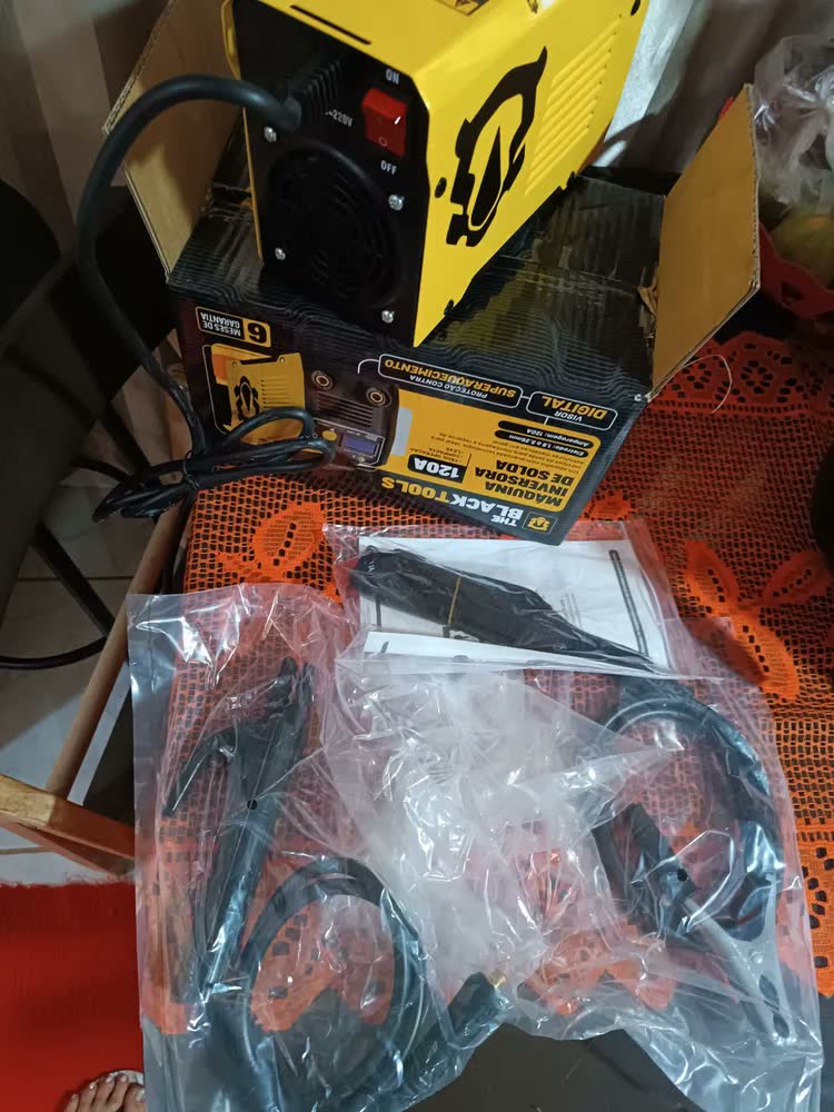 foto de Máquina Inversora De Solda Portatil Mma Eletrodo MI150D 120A The Black Tools