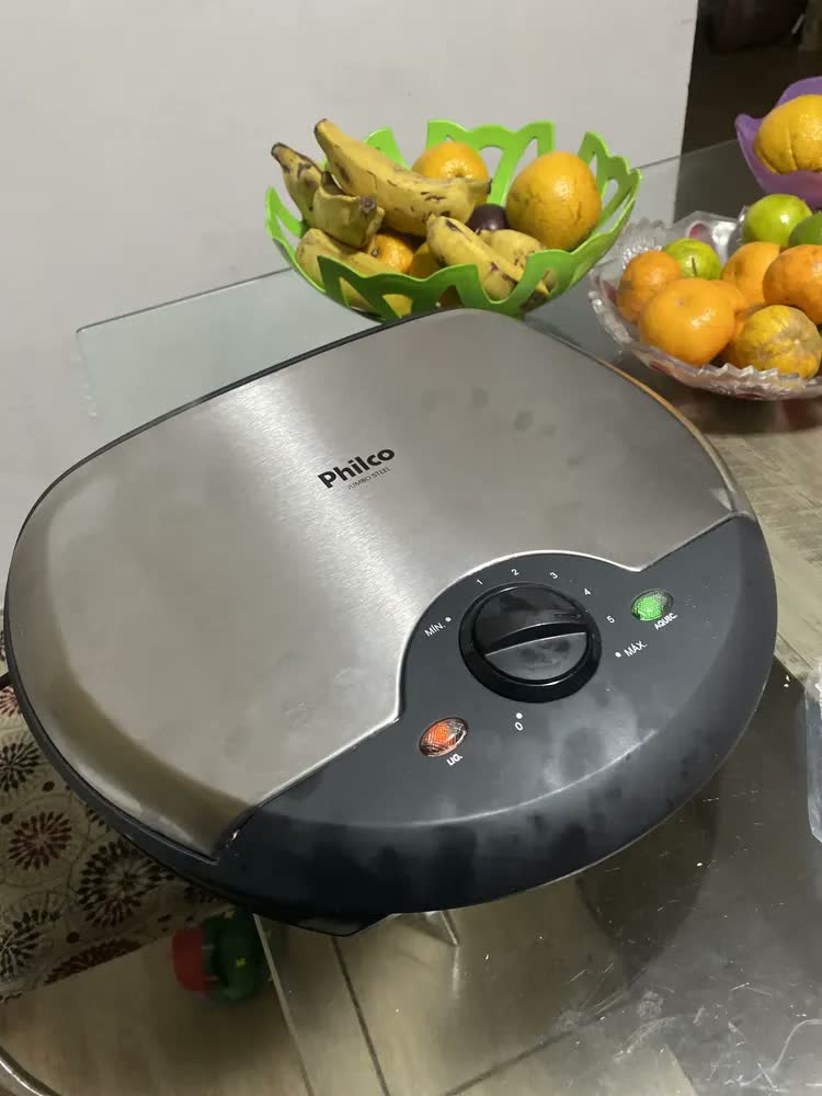 foto de Grill E Sanduicheira Jumbo Steel 1500w Philco Cor Preto