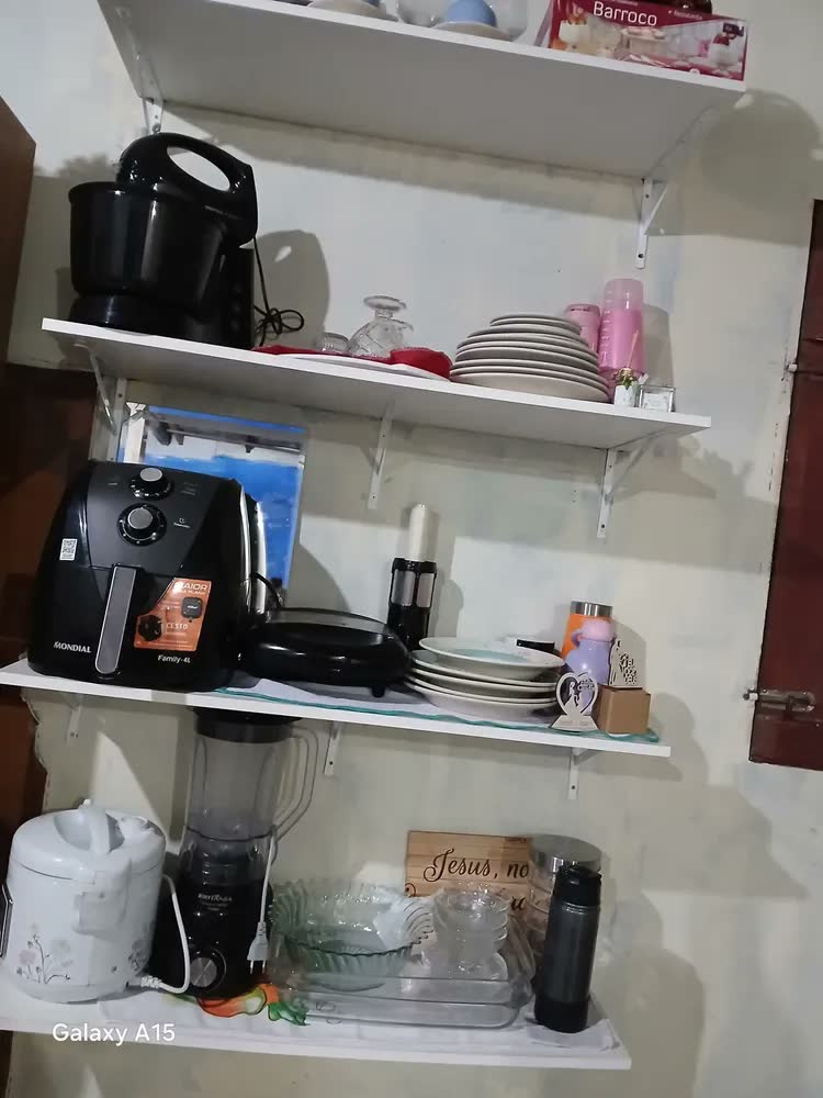 foto de 12x Suporte Mão Francesa Cantoneira Prateleira 25cm - C/ Kit Cor Branco