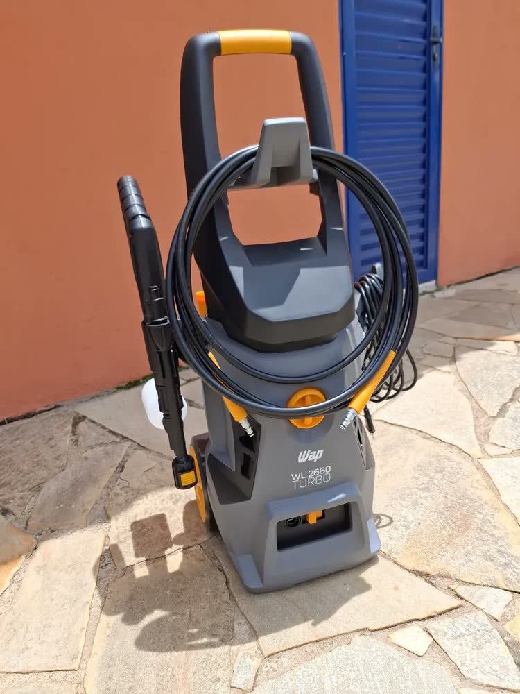 foto de Lavadora de Alta Pressão WAP WL 2660 Turbo com Aplicador de Detergente e Agulha Desobstruidora