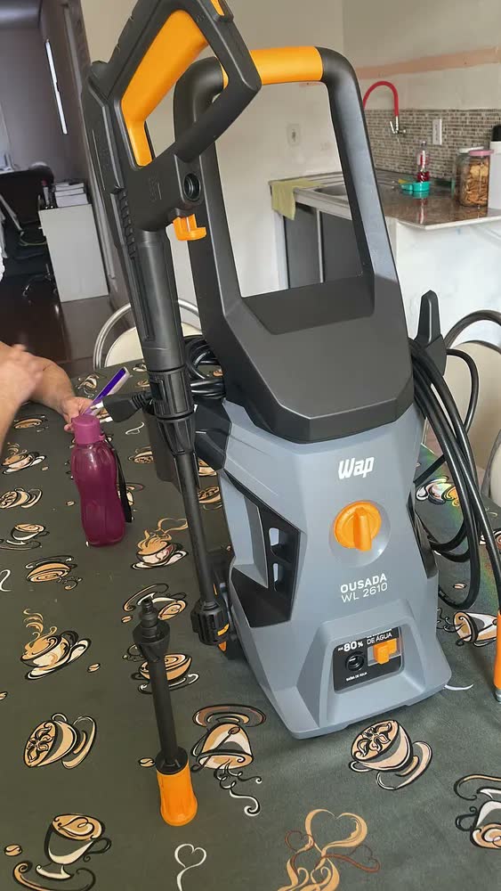 foto de Desobstruidora De Alta Pressão Wap Ousada Wl 2610 Ultra Frequência 60 Hz