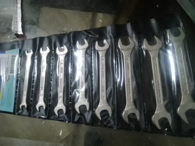 foto de Jogo Chaves Fixas Tramontina Basic Corpo Em Aço Cromado 8pçs