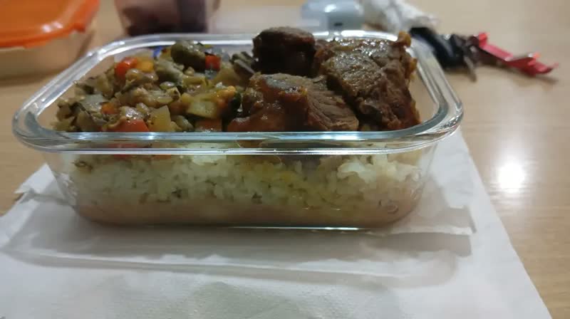 foto de Conjunto 6 Pote Vidro Hermético Marmita Tampa Plástico 640ml
