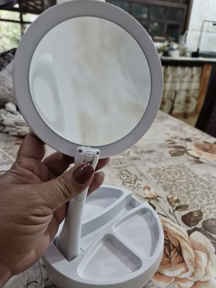 foto de Espelho LED Articulado Branco Aumento 1x 10x Maquiagem Dobrável
