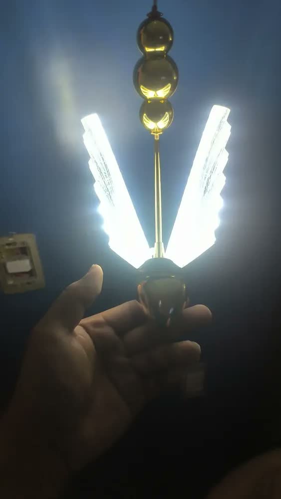 foto de Luminária Pendente Led Borboleta Gold Moderno 3000k vlx