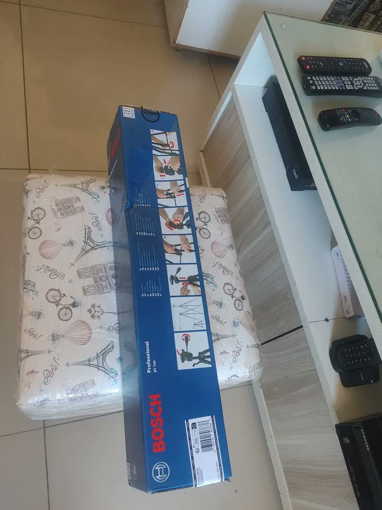 foto de Tripé Bt 150 Profissional Bosch P/ Nivel E Trena A Laser