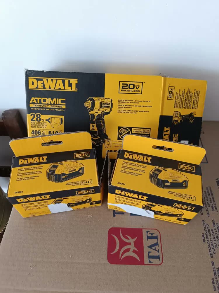 foto de Chave de Impacto 13mm 20V Brushless DEWALT DCF922B Com 4 Velocidades
