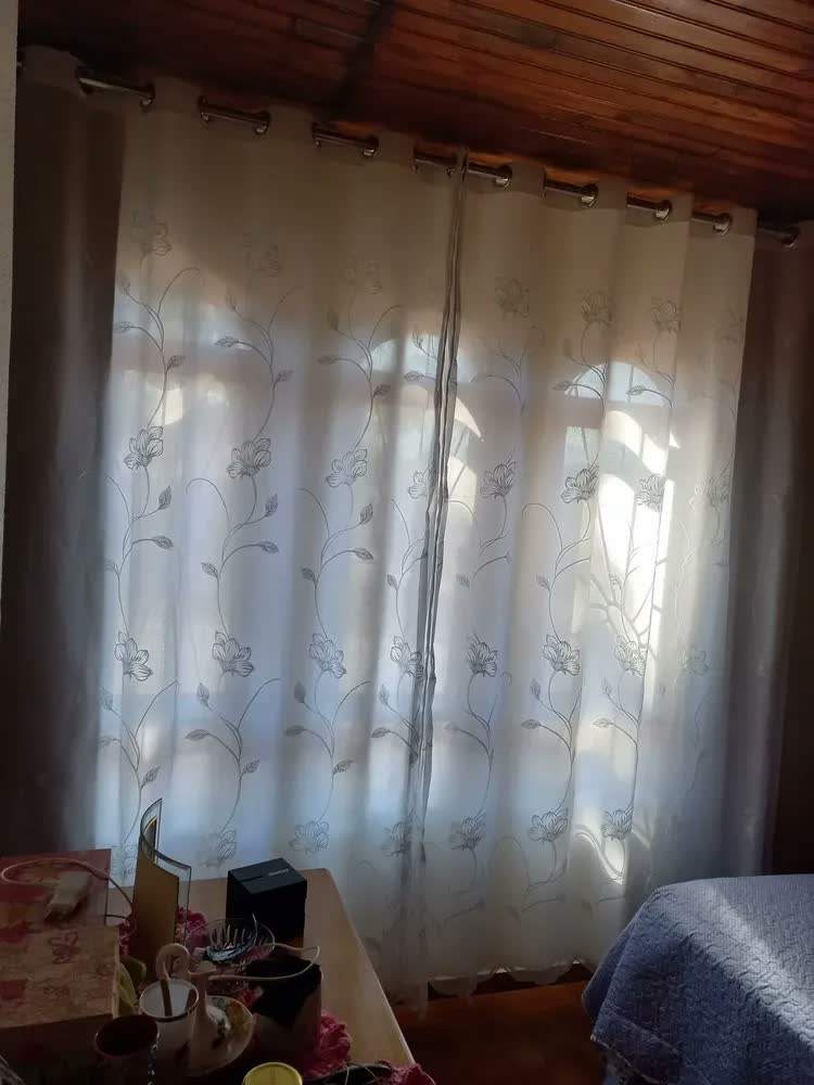 foto de Cortina Voil Bordado Forrada Larg. 4,00m Alt. Personalizada