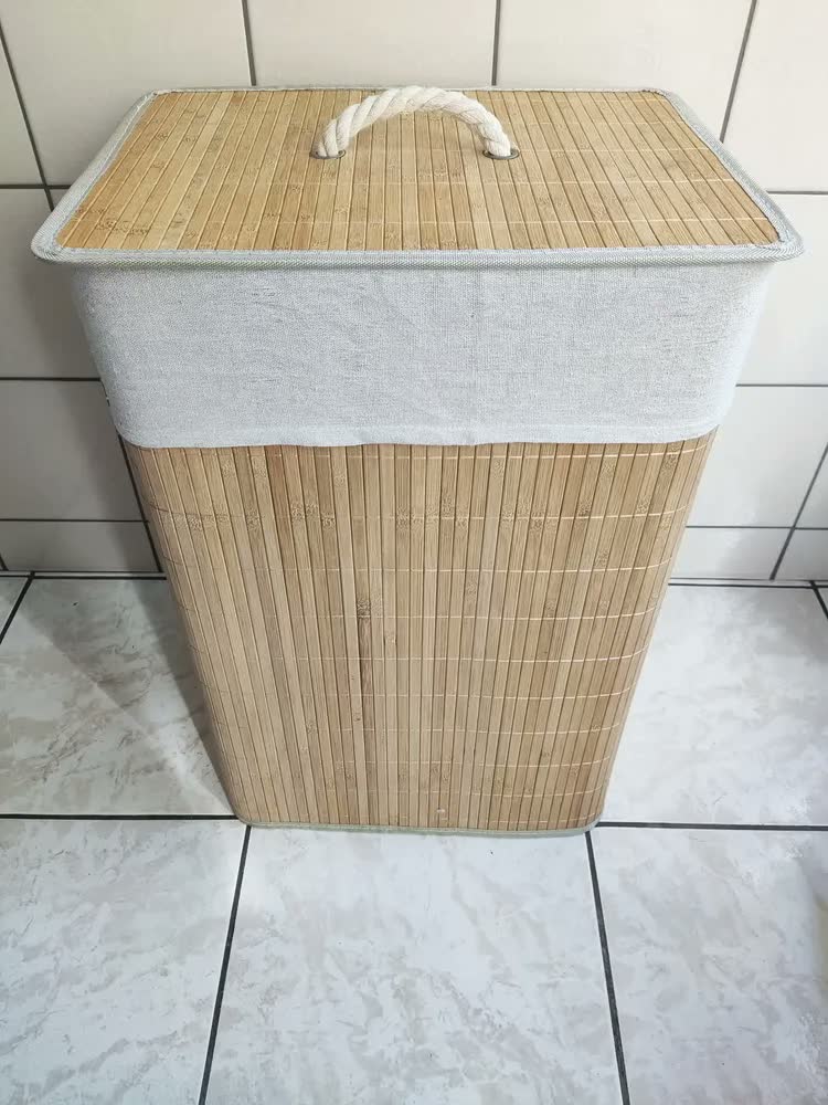 foto de Cesto Bambu T&E Bege 40x30x50cm Com Tampa Para Roupas Sujas 60L