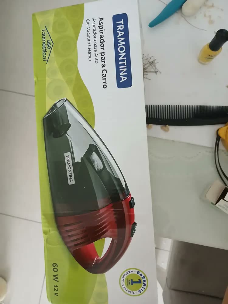 foto de Aspirador De Pó Automotivo Portátil Carro 60w Tramontina Cor Vermelho