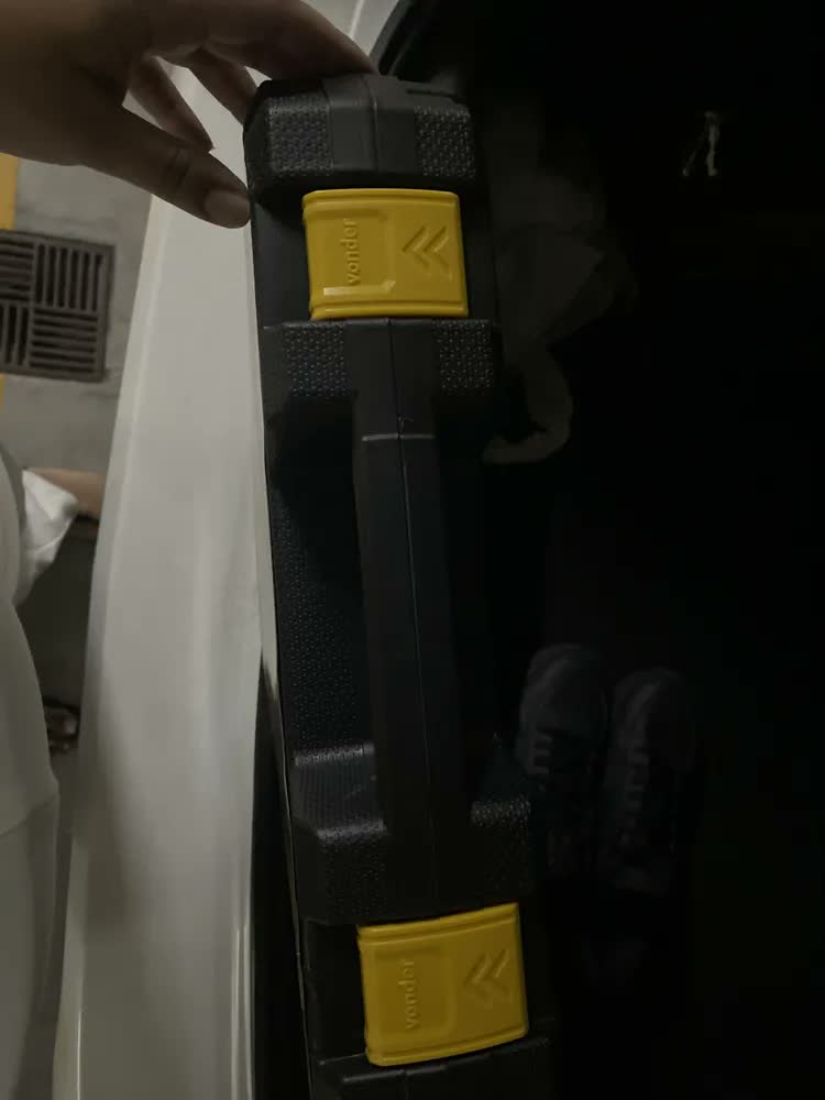 foto de Kit de Ferramentas Vonder 163 Peças para Manutenção Geral