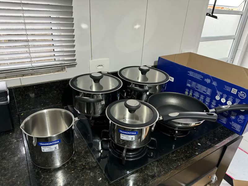 foto de Jogo Panela Tramontina Solar Silicone 5 Pçs P/ Fogão Indução 65120/040