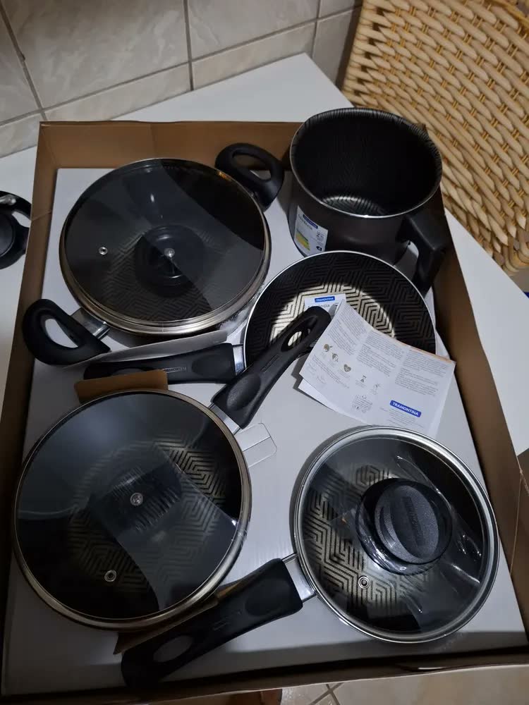 foto de Jogo De Panelas Paris Com 5 Peças Chumbo Tramontina
