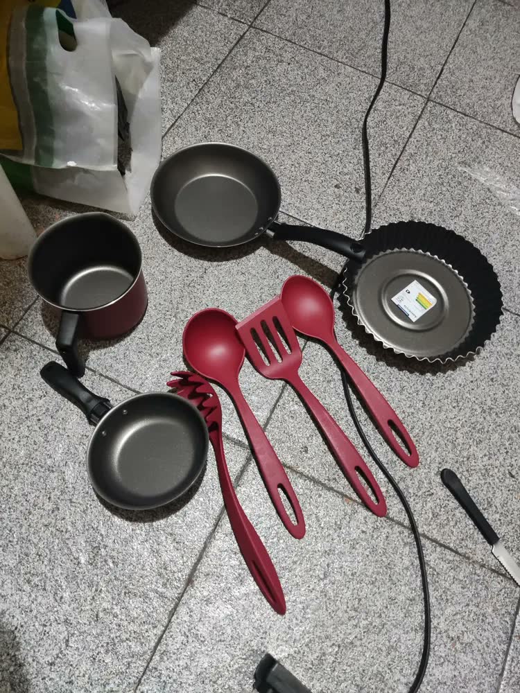 foto de Jogo De Panelas Tramontina Antiaderente 12 Peças