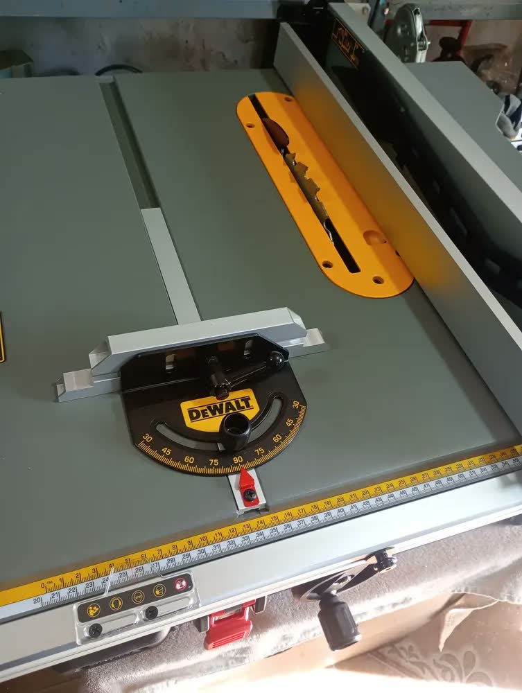 foto de Serra Circular De Mesa Dwe7492 2000w Dewalt Com Disco