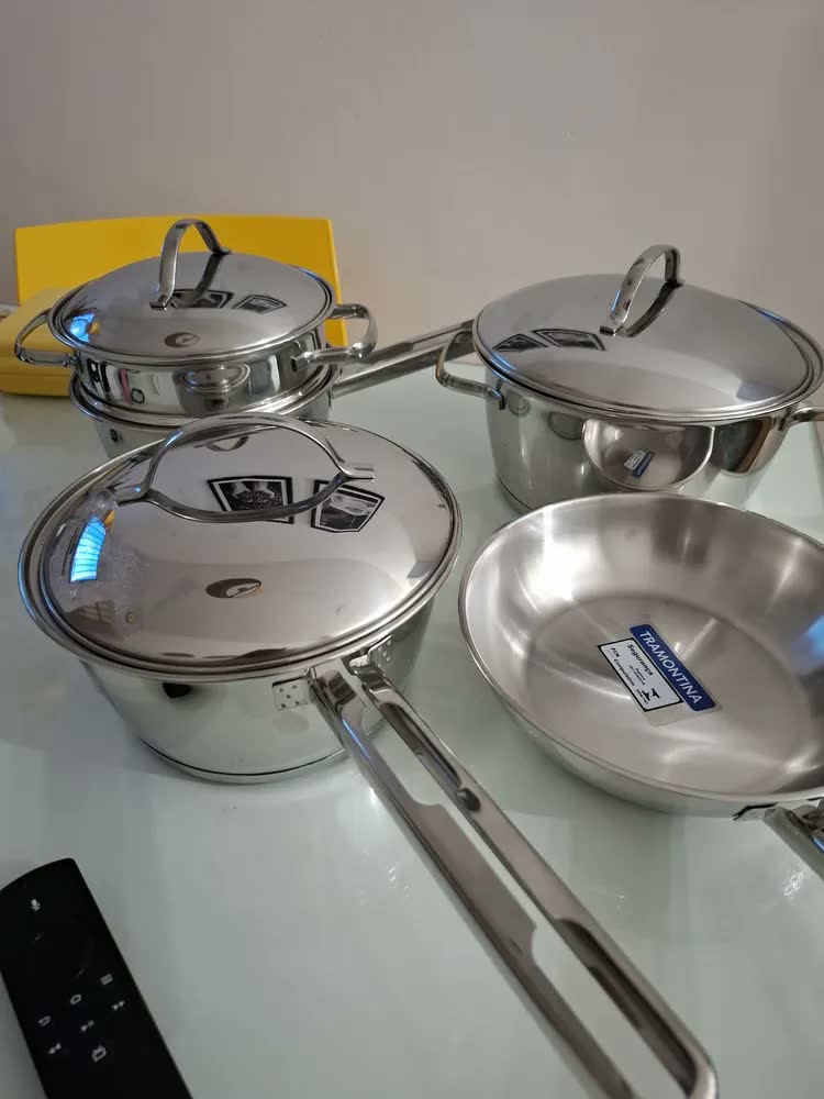 foto de Jogo de Panelas Tramontina Allegra em Aço Inox com Fundo Triplo 5 Peças
