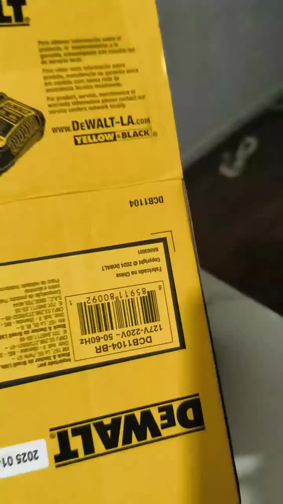 foto de Carregador De Bateria Dewalt Dcb1104 Li-ion