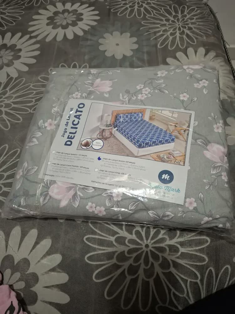 foto de Conjunto Lençol Queen Estampado Elástico Macio Confortável