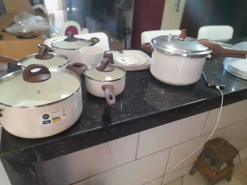 foto de Conj de Panelas 8 Peças Ceramic Life Smart Plus Vanilla - Brinox