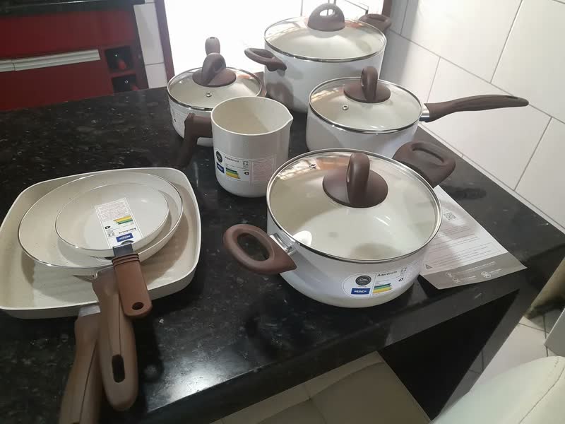 foto de Conj de Panelas 8 Peças Ceramic Life Smart Plus Vanilla - Brinox
