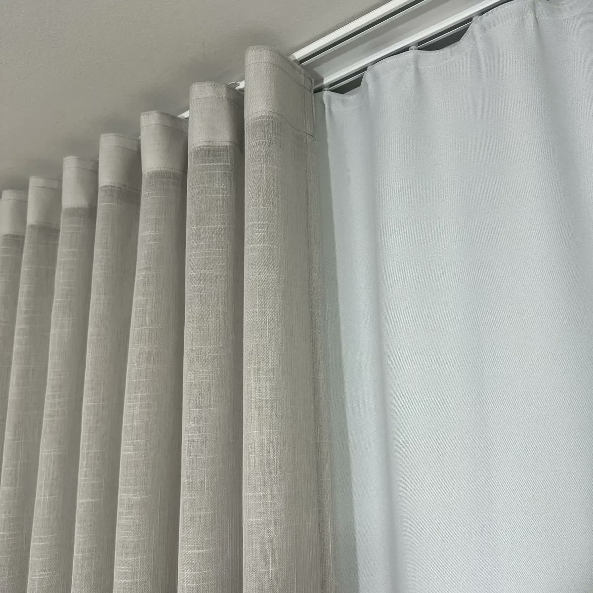Cortina Linho Blackout 100% 4,00m Trilho Duplo Alt. Person