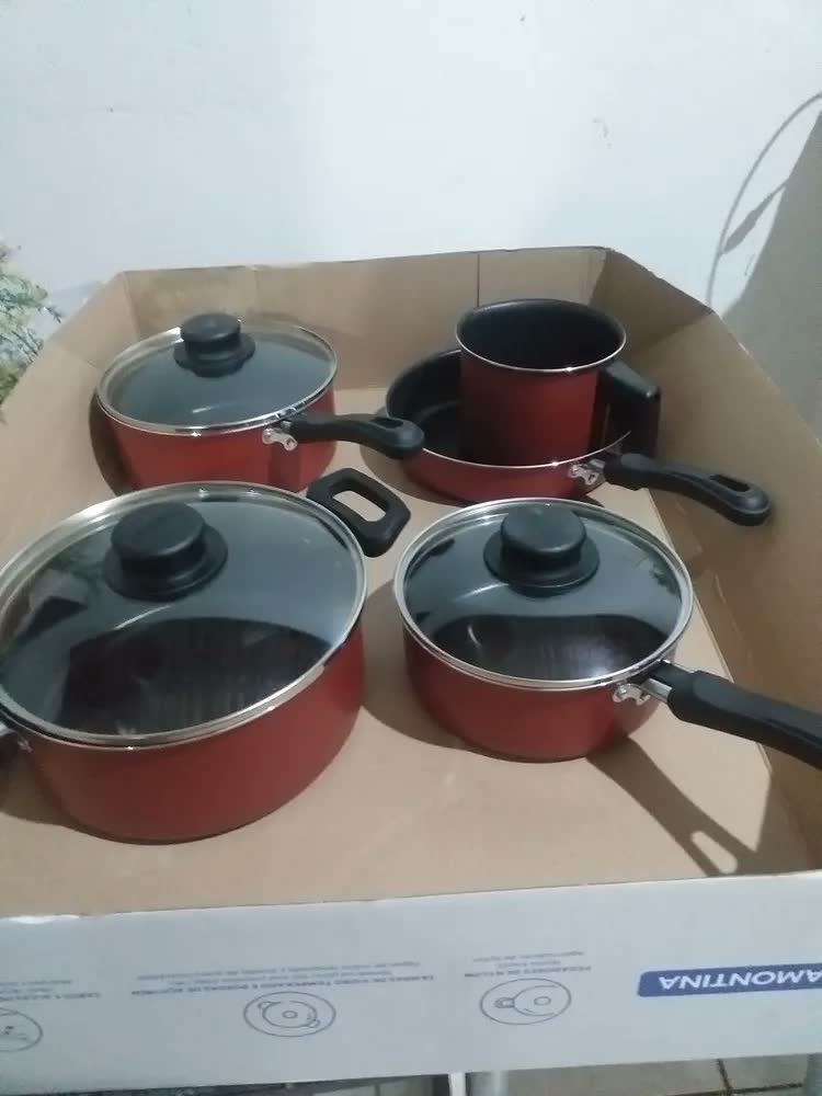 foto de Jogo De Panelas Revestidas em antiaderente Starflon Max Caribe 5 Pçs Vermelho Tramontina 20297508