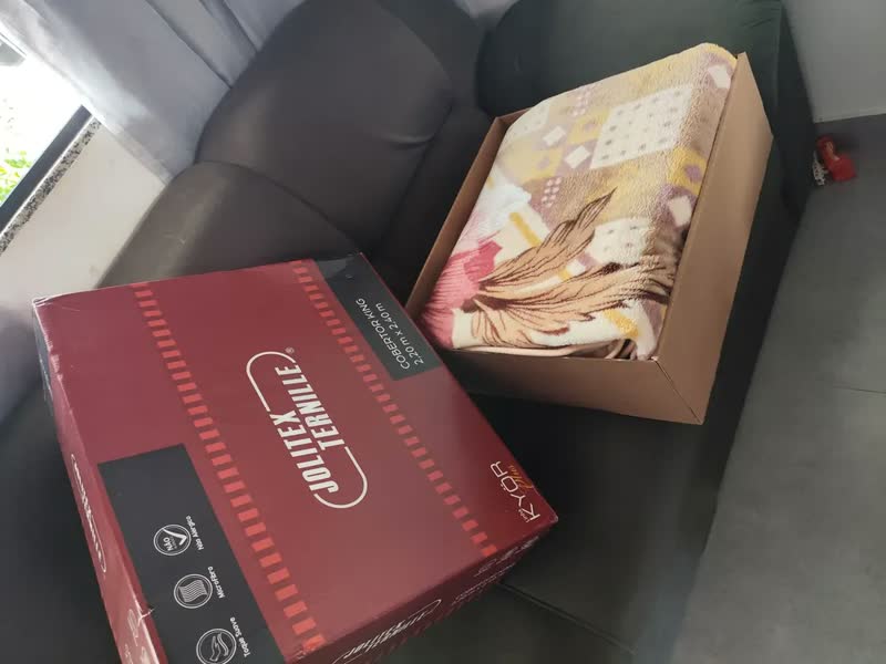 foto de Edredom Veludo Cobertor E Coberdrom Casal King Grosso Cores