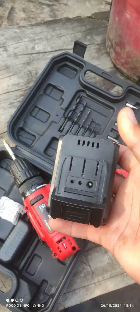 foto de Furadeira e Parafusadeira à Bateria, Mondial, 12V - FPF-06M