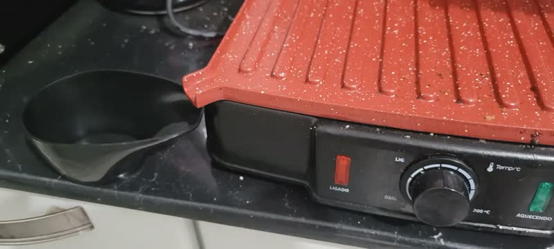 foto de Press Grill 180° Mondial 1800W - PG-02