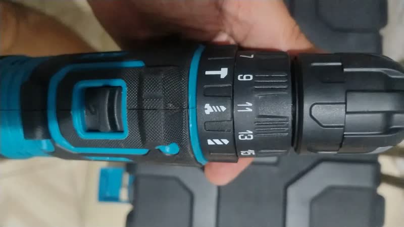 foto de Furadeira Parafusadeira De Impacto Philco PPF21M 21v 10mm Bivolt Cor Azul-petróleo