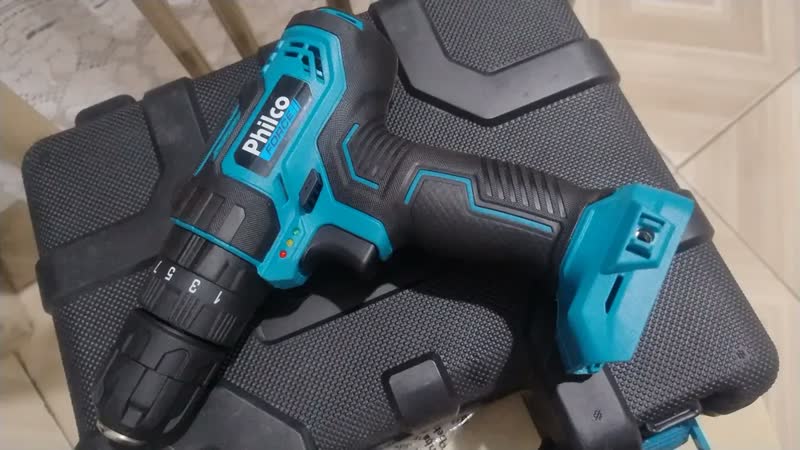 foto de Furadeira Parafusadeira De Impacto Philco PPF21M 21v 10mm Bivolt Cor Azul-petróleo