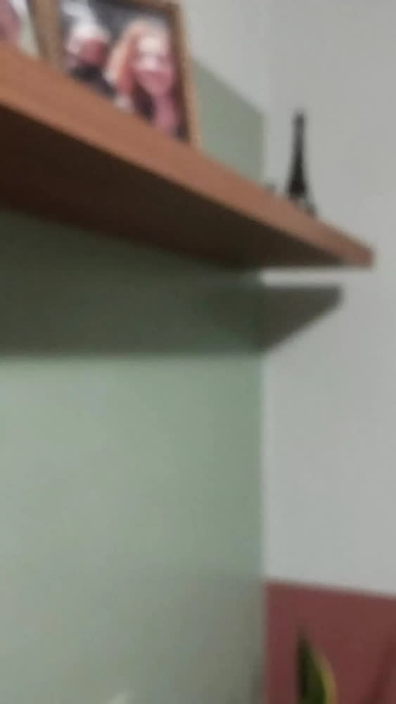 foto de Prateleira Suspensa Com Suporte Invisível 180cm