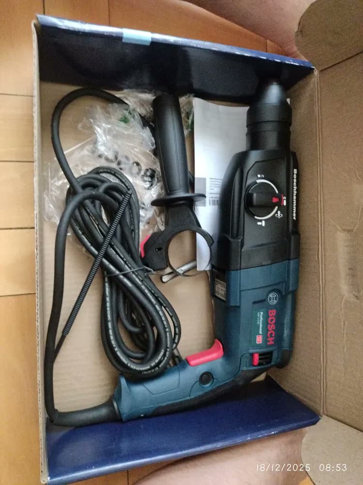 foto de Martelete Rotativo Rompedor Sds Bosch Gbh 2-24 D Kit Cor Azul